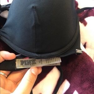 Victoria’s Secret bikini